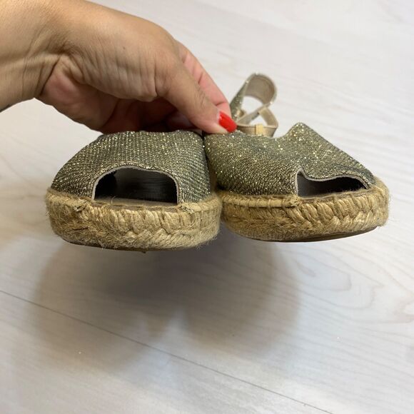 Andre Assous Espadrille Wedge Sandal Women's Size 9 SIlver Slip On Glitter - Picture 5 of 9